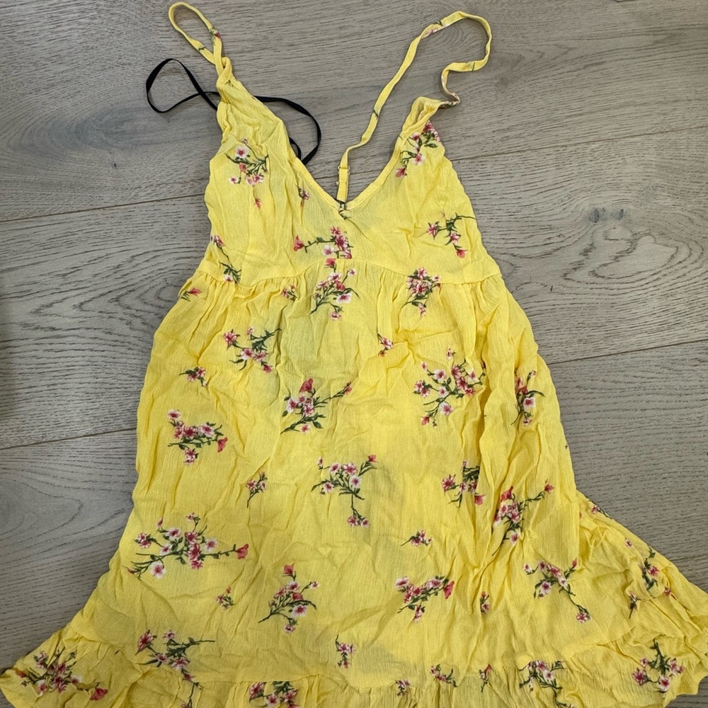 Forever 21 Yellow Floral Mini Dress
